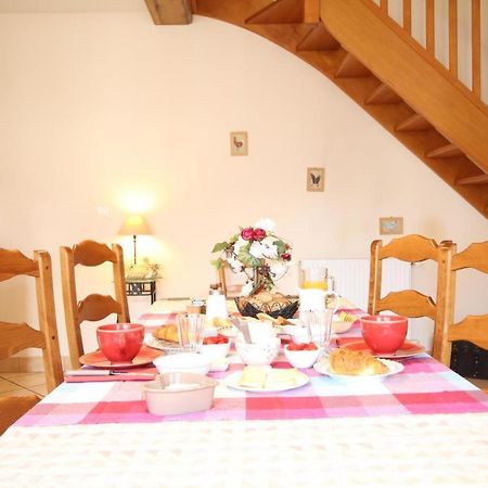 Logis De L'Orme Bed and Breakfast La Rochepot Exteriör bild